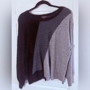 #44 NWOT Vince Camuto Colorblock multi texture Grey & Black Sweater